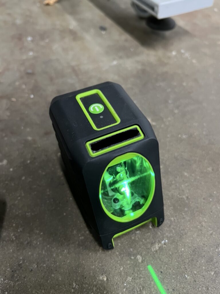 Self Leveling Laser: Green, 150ft, 150° Vertical
