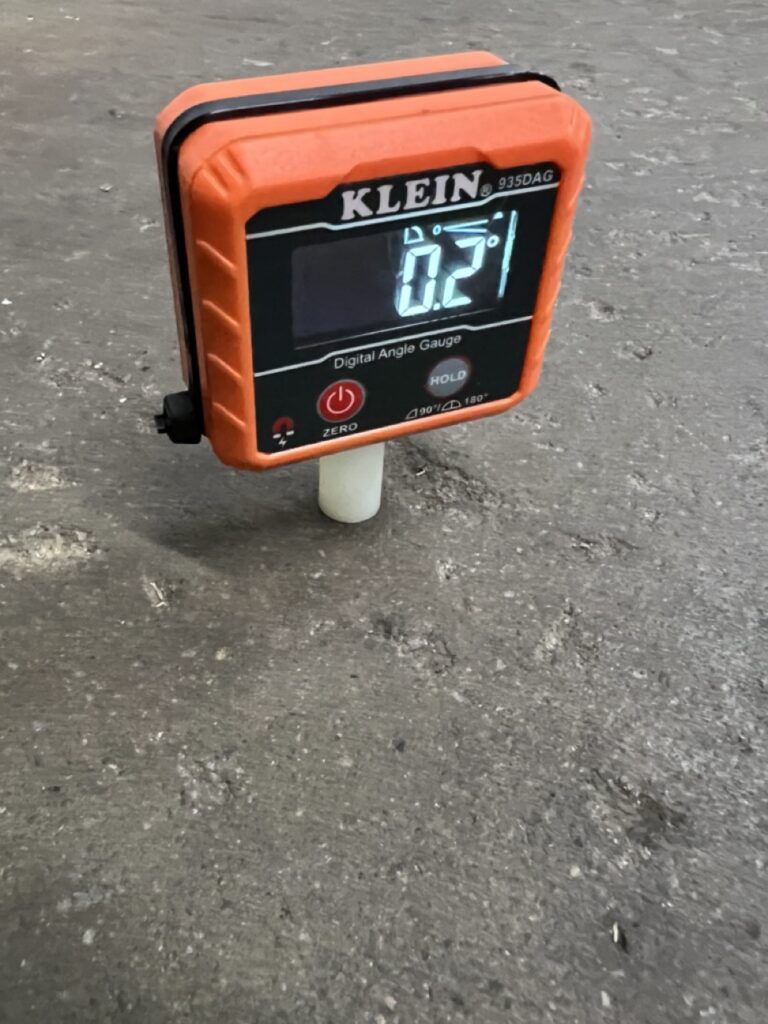 Digital Electronic Level and Angle Gauge, Measures 0 - 90 and 0 - 180 Degree